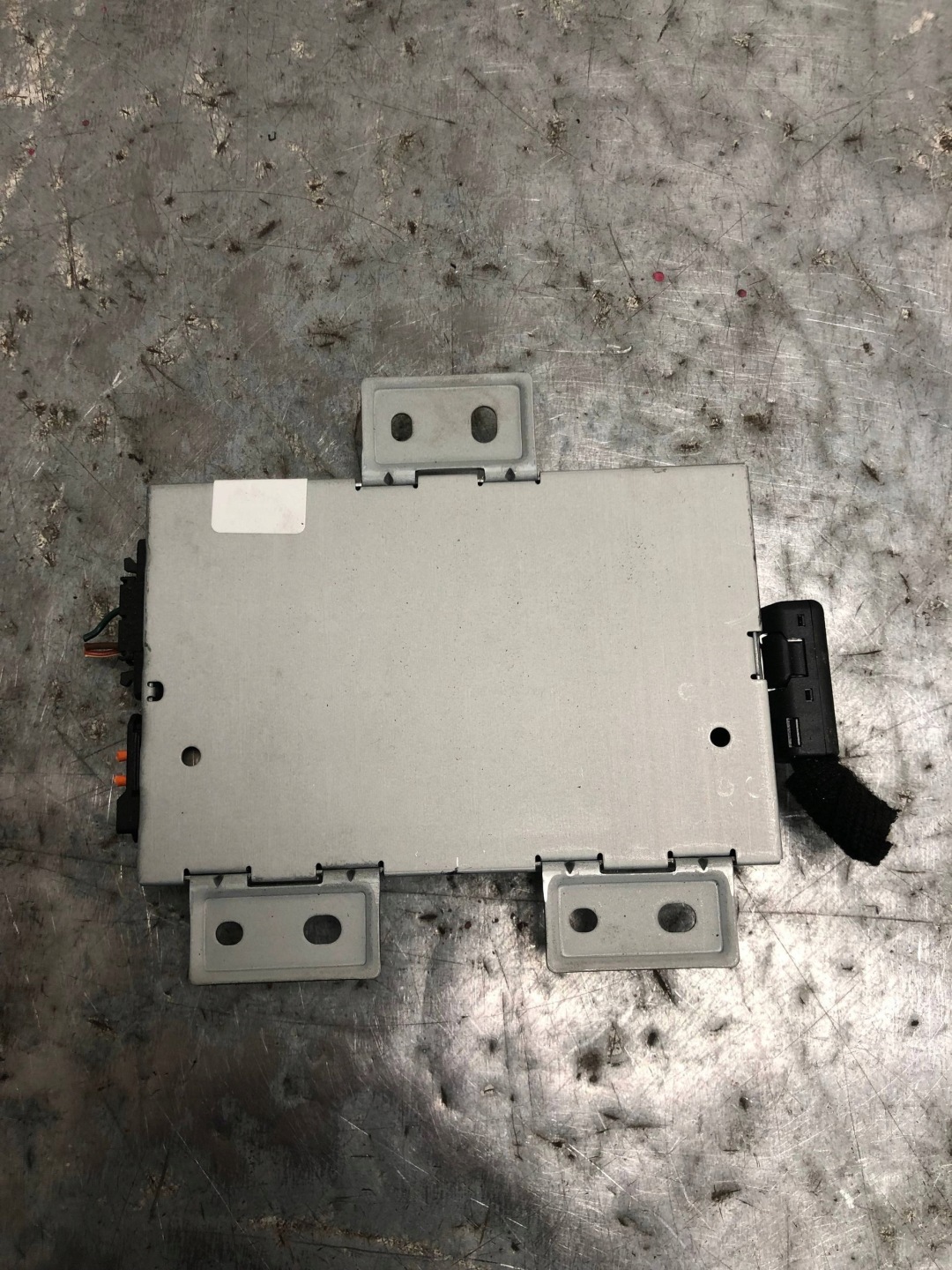 Module Unité de contrôle INTERFACE MERCEDES W204 A2049005704
