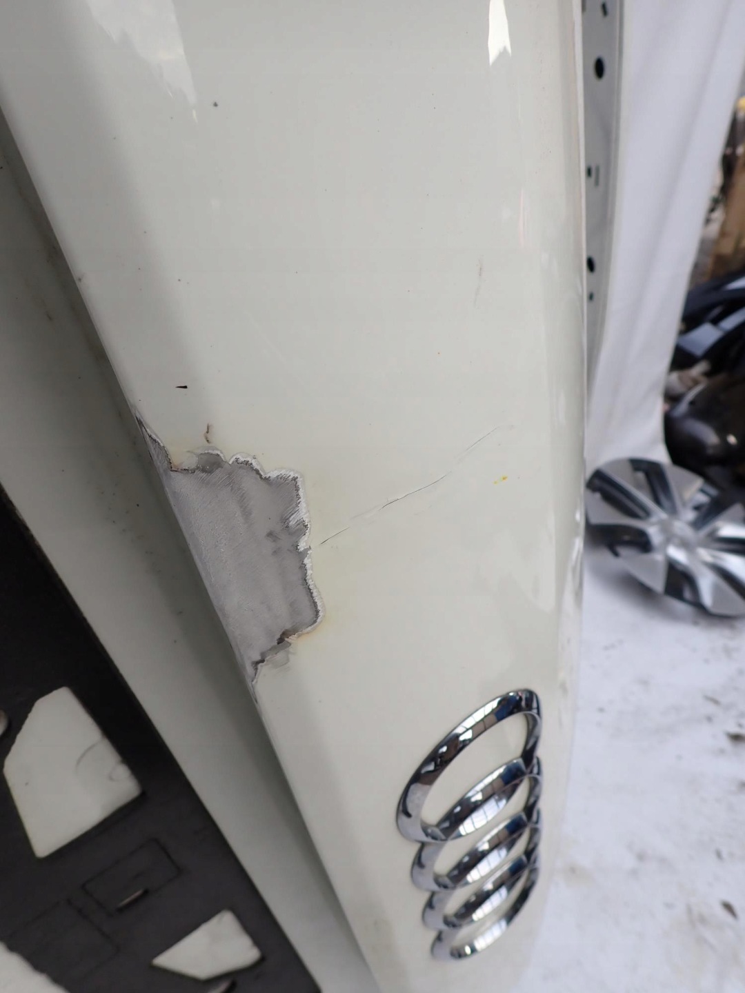 AUDI Q3 and 1 11-18 boot door rear