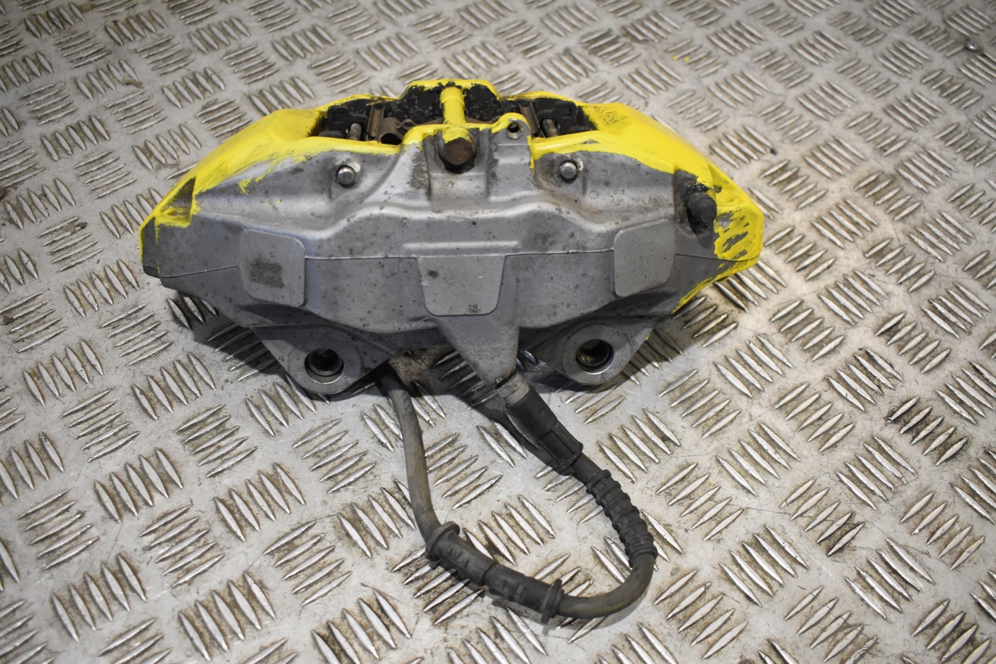caliper front front left MERCEDES W217 W222 1