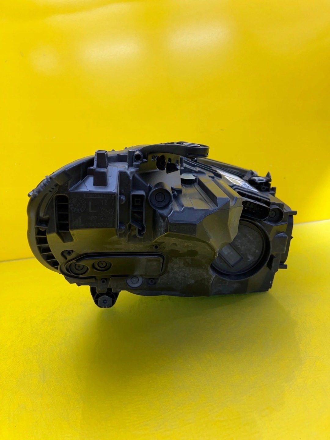 light left Mercedes C-Klasa W206 A2069067903 Digital Light