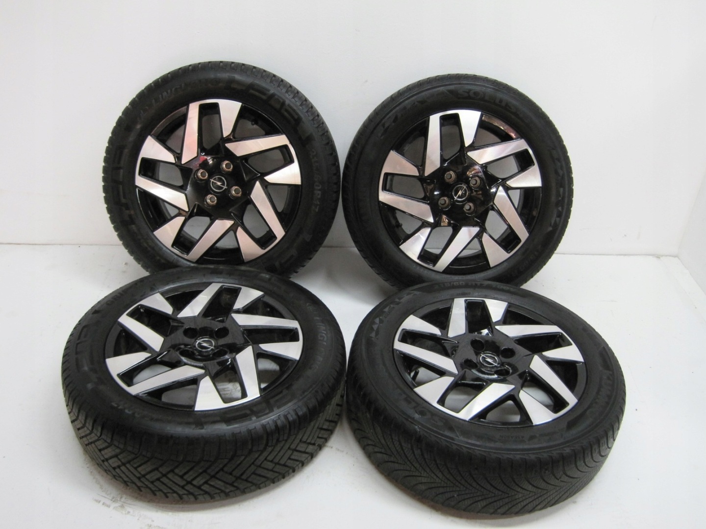 wheels discs tyres OPEL MOKKA B R17 M+S 2 6 mm
