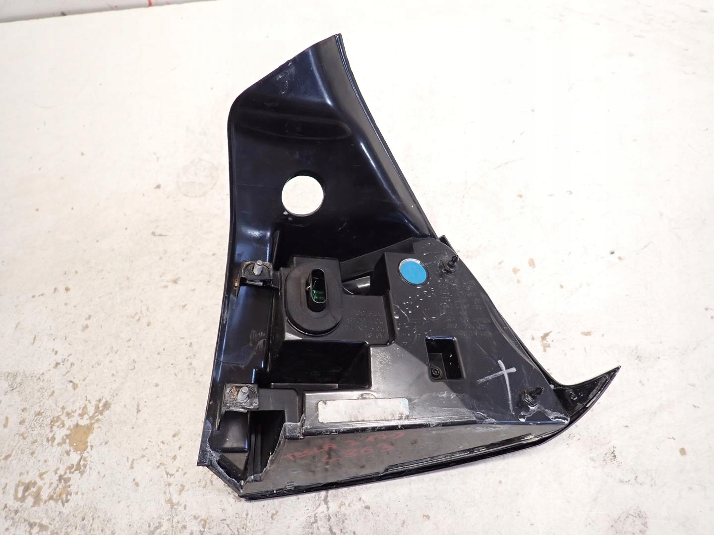light rear part rear left TESLA 3 2017- 1077397