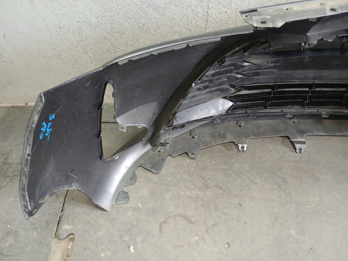 bumper front TOYOTA YARIS III 3 LIFT 17-20