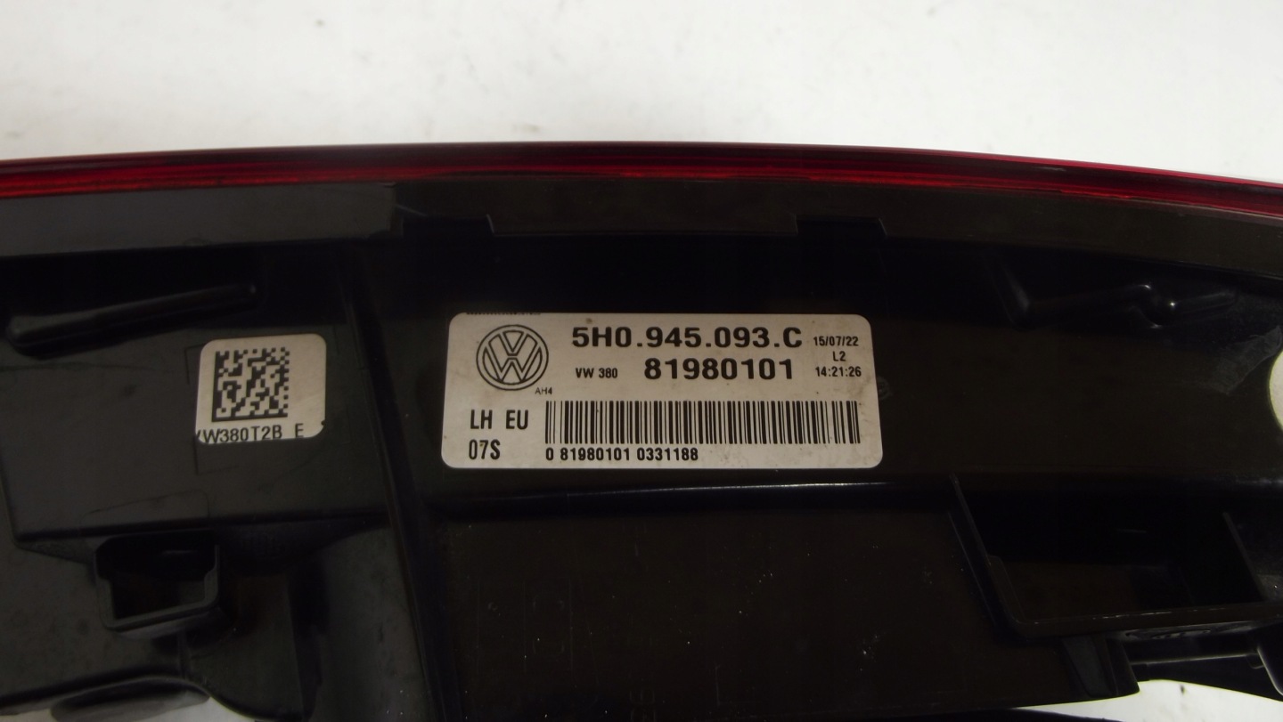 VW Golf VIII light left rear part FULL LED 5H0945093C