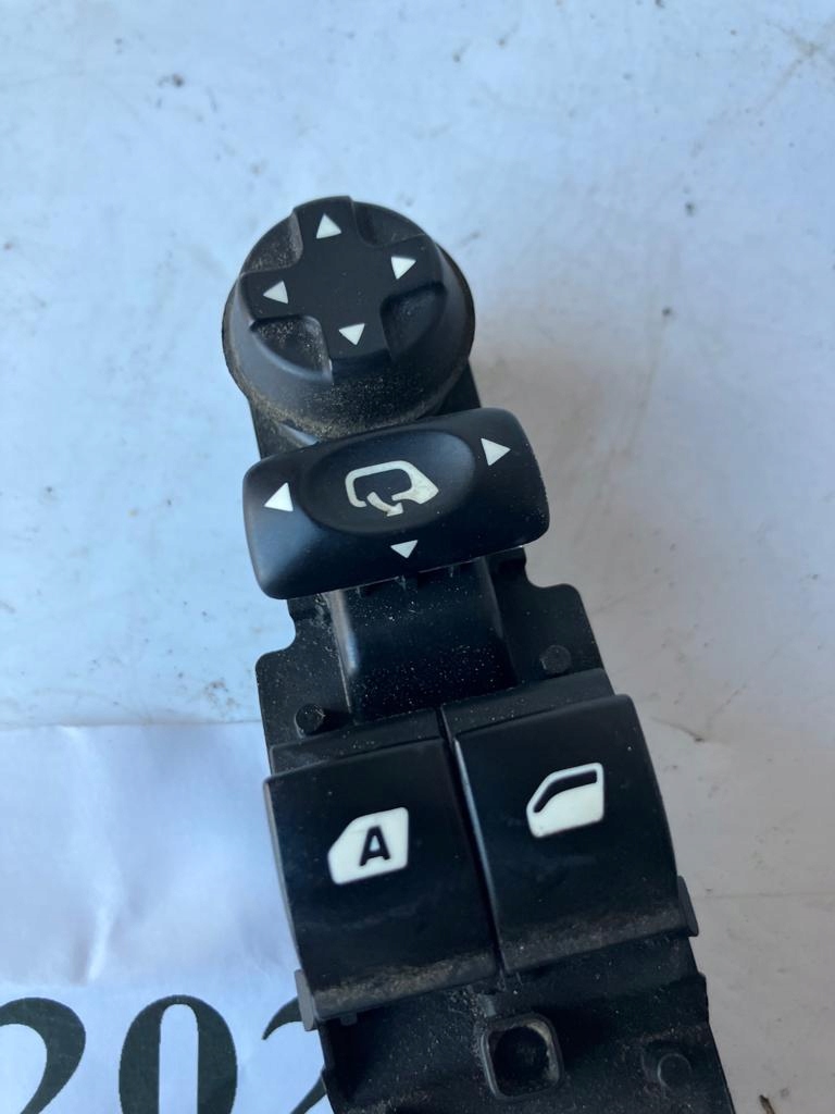window control switch of mirrors left front CITROEN C3 II