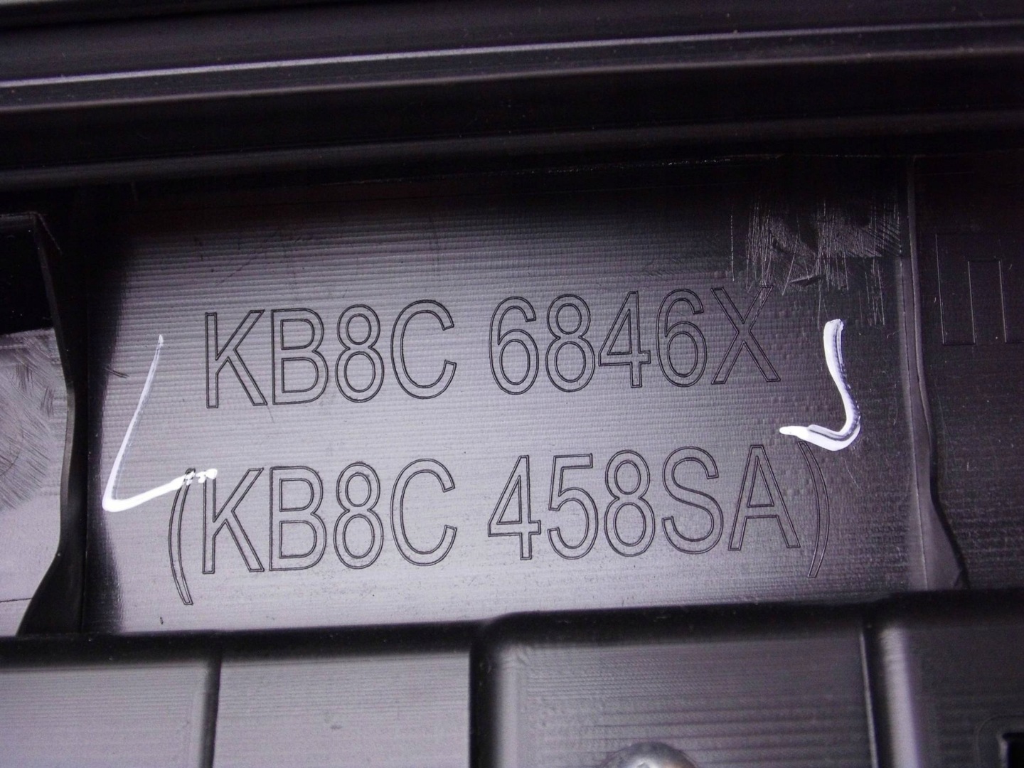 Mazda CX-5 II KF 2017+ side upholstery door left front front KB8C6846X
