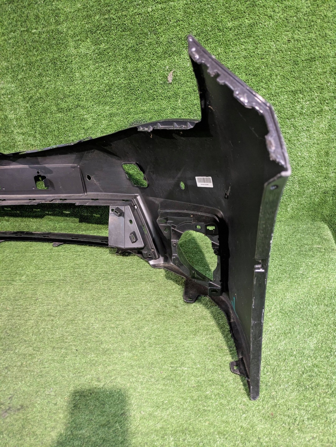 front bumper front TOYOTA COROLLA E16 E18 NR.Z9079