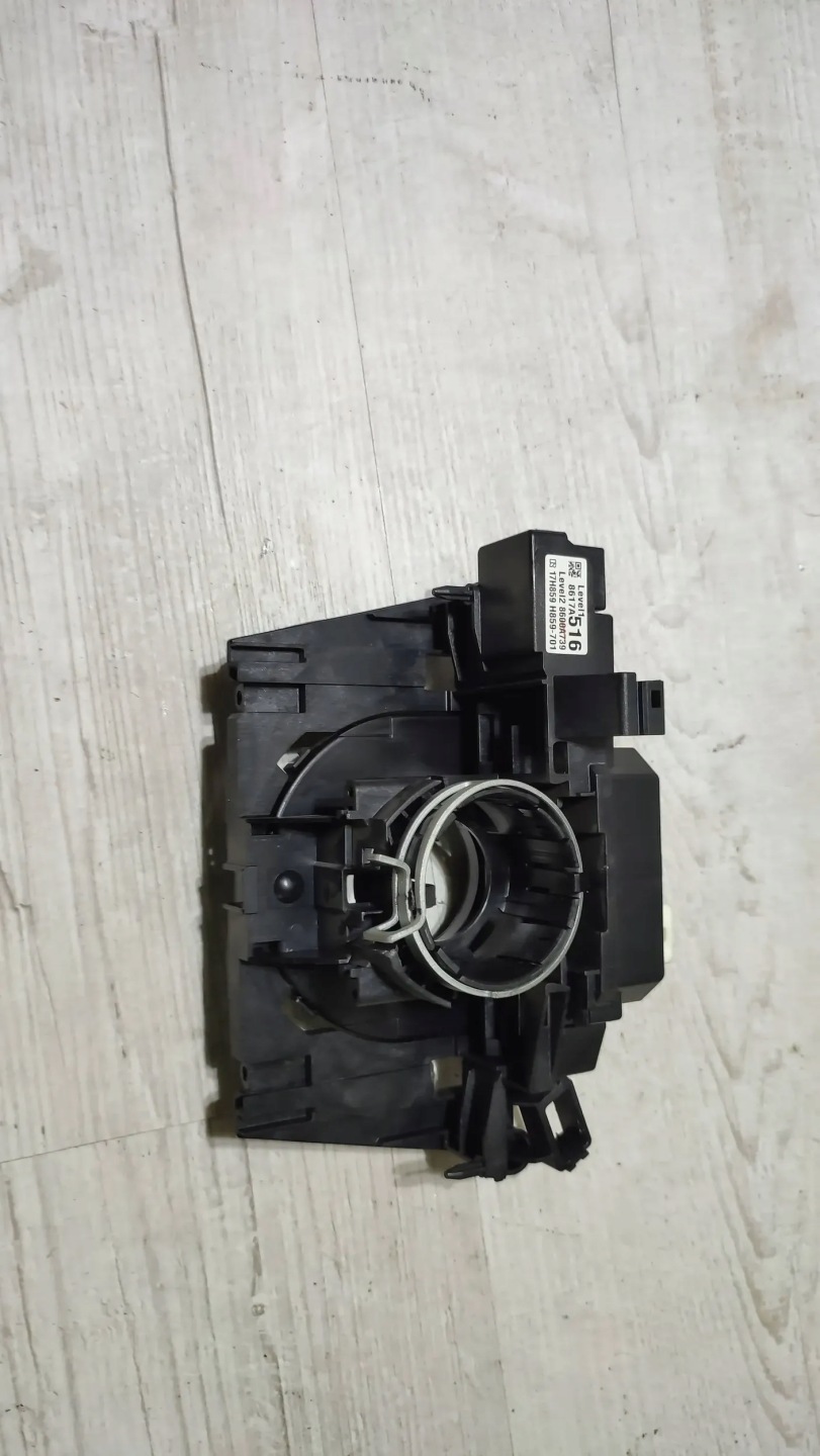 Mitsubishi ASX 18r. 1.6DiD Support plaque tasmy manetek