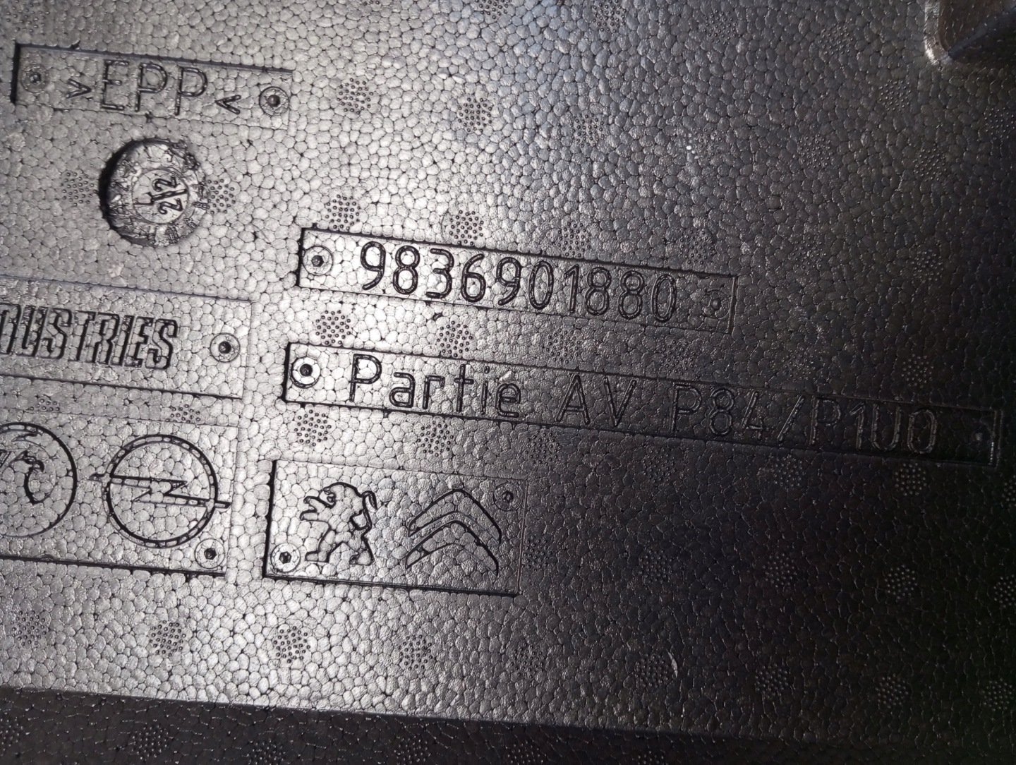 boot floor well PEUGEOT 3008 II 9836901880