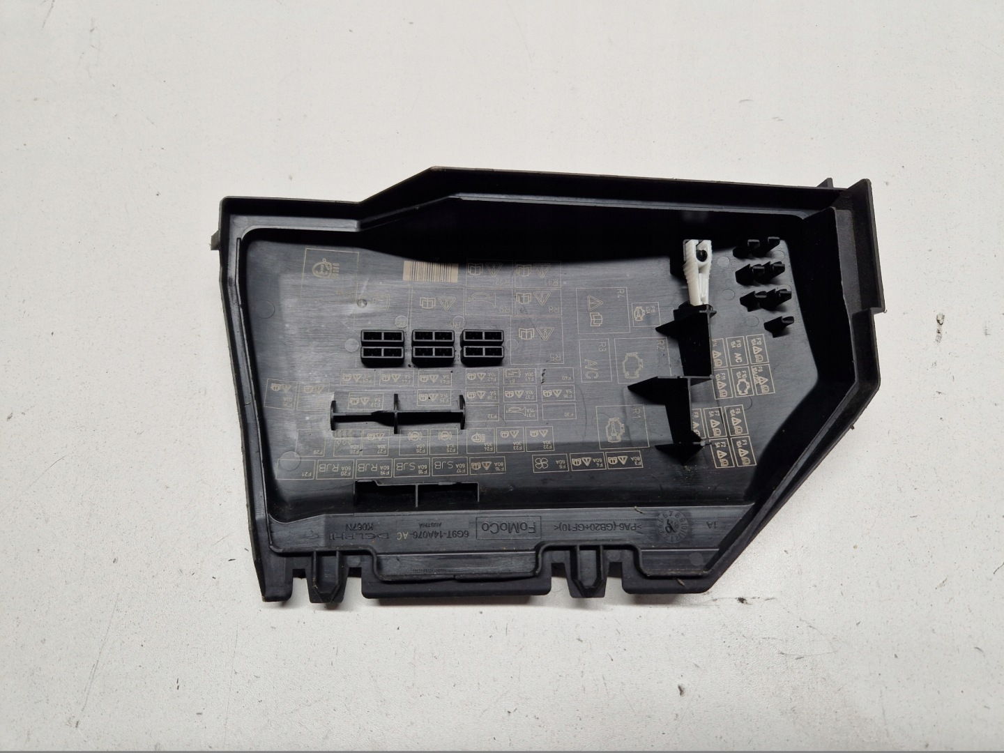 FORD S-MAX MK2 Abdeckung Deckel Blende Abdeckung der Sicherungen
