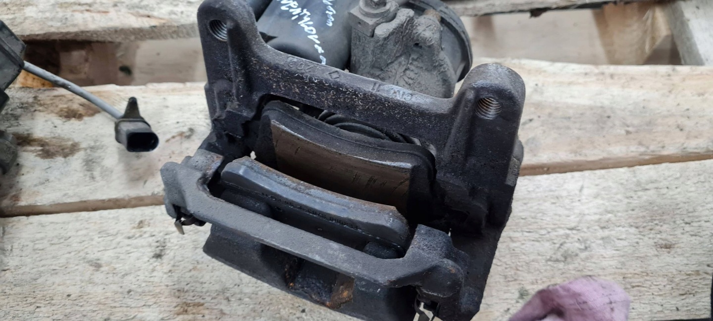 A6 C8 4K caliper calipers rear part rear. 330MM 2 SZTUKI running board A7 4K A4 B9 8W A5