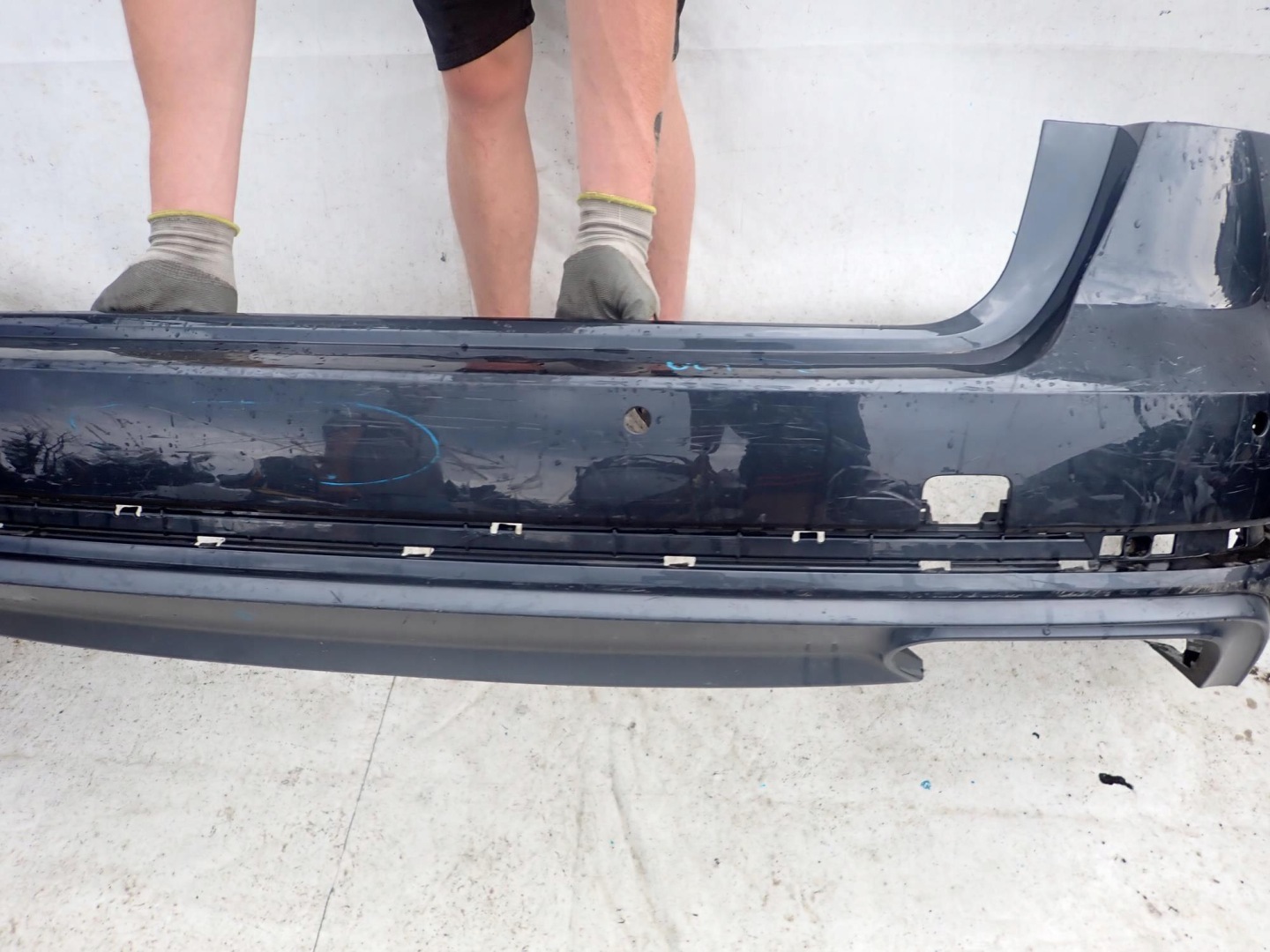 AUDI A4 B9 8W KOMBI S-LINE 15-19 bumper rear part rear 4XPDC