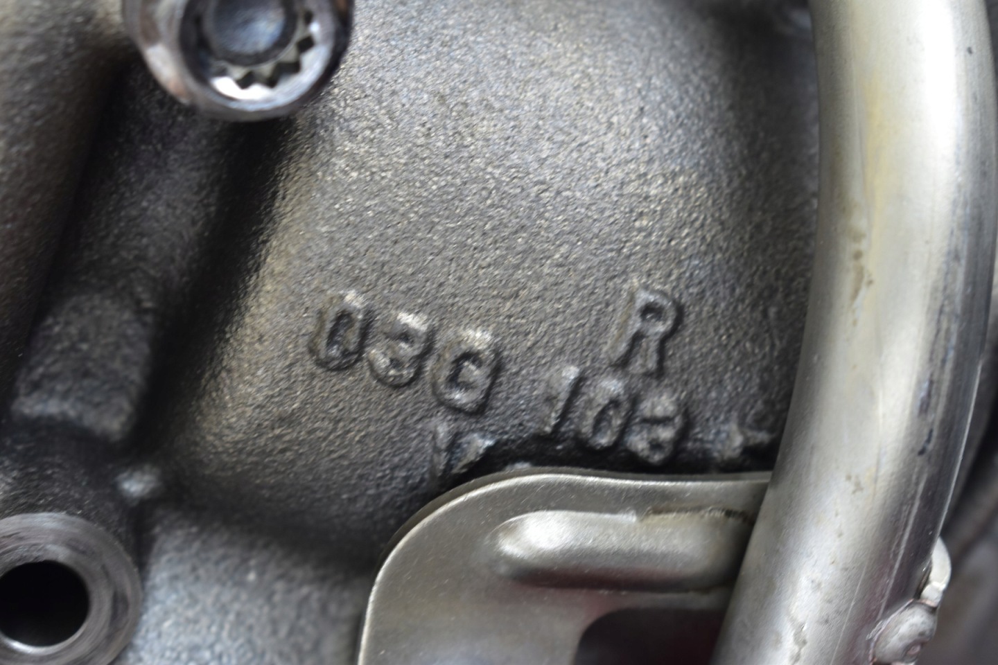 Ölpumpe AUDI A4 B7 A6 C6 2.0 TDI 03G103537B
