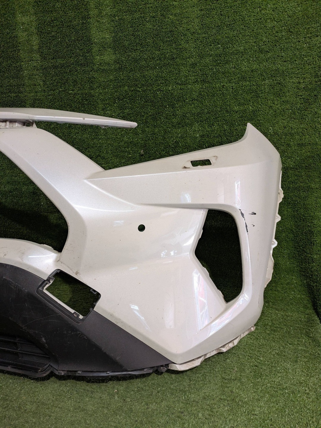 front bumper front TOYOTA RAV4 V 18- NR.Z9815