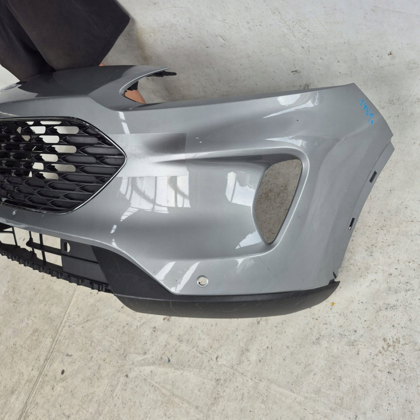 FORD KUGA MK3 III 19-24 bumper front front PDC