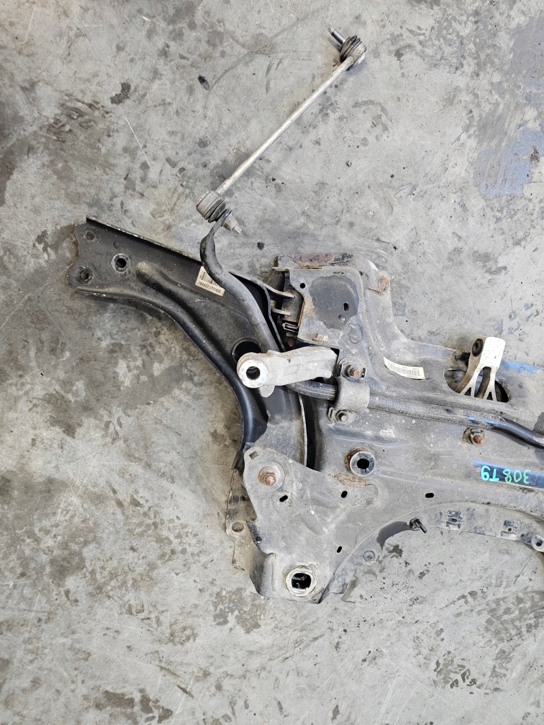 Peugeot 308 II T9 subframe axle beam springing of the front