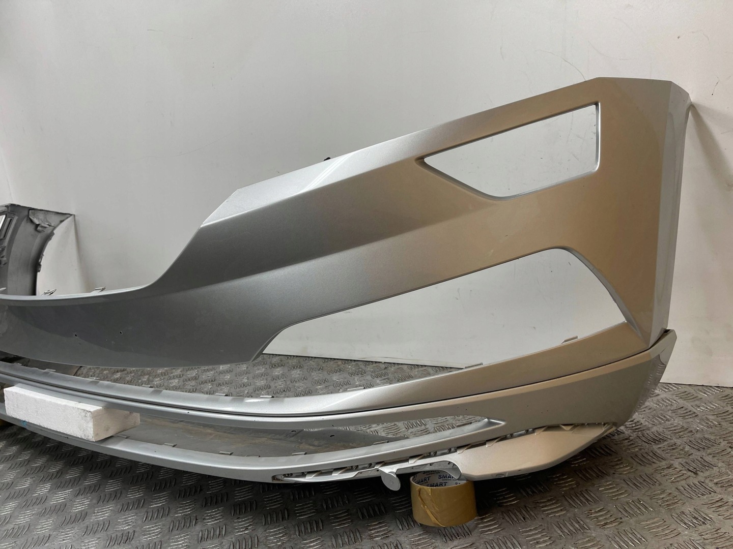 bumper front front Skoda Karoq Sportline 57A