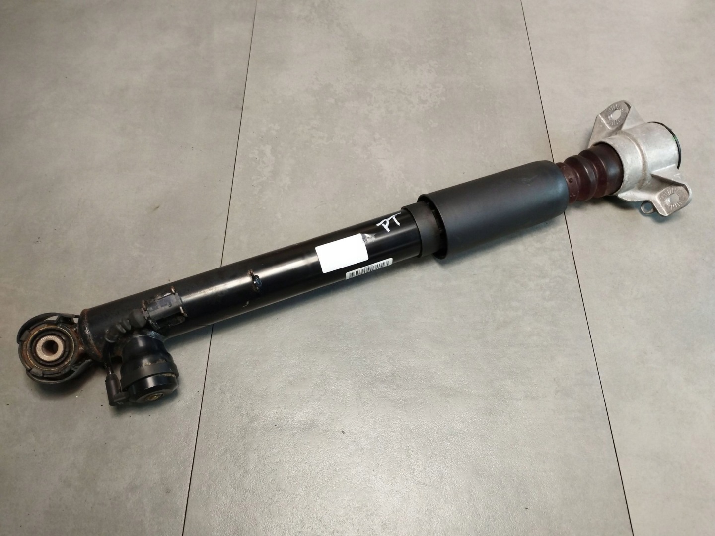 Audi A5 Sportback 8TA shock absorber right rear part 8F0513026A