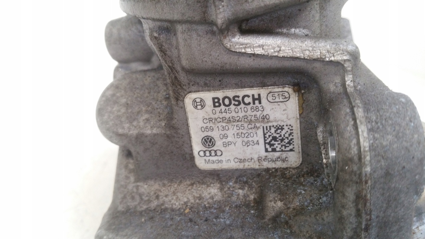 injection pump 059130755CA AUDI A4 B8
