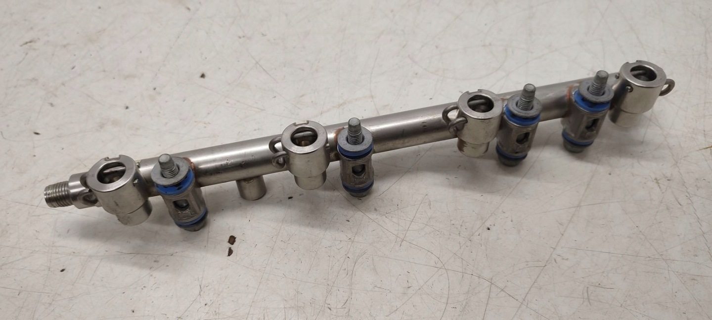 Rampe injection Chevrolet Malibu 2,5 automat