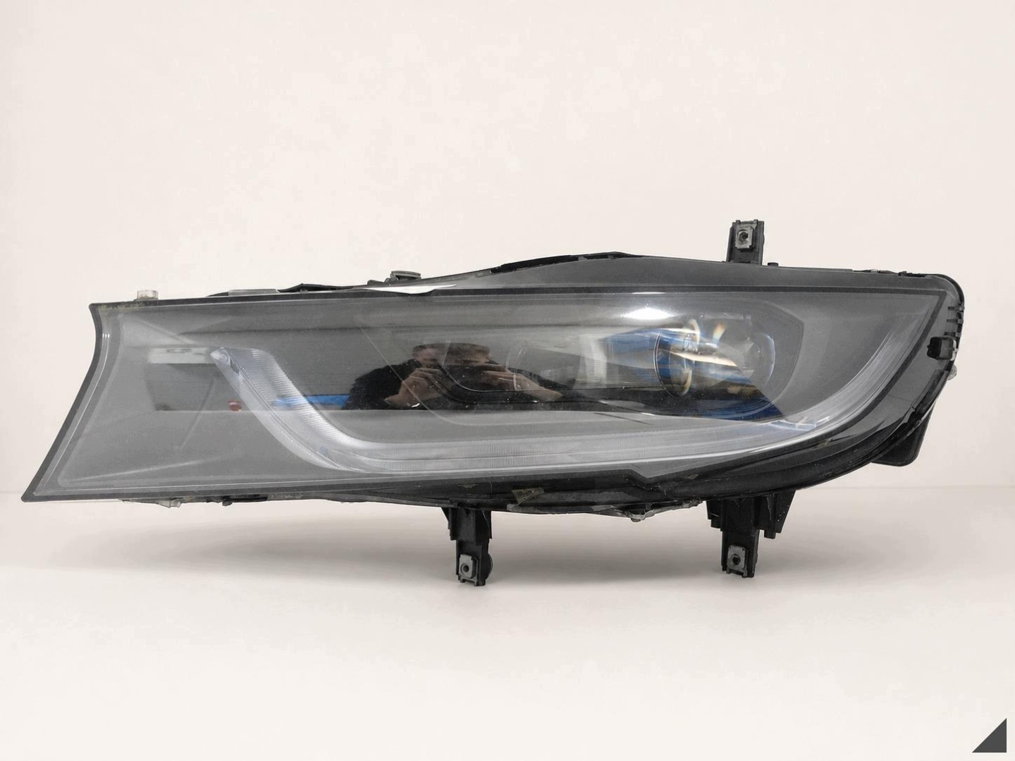 BMW i8 I12 I15 14- light FULL LED + MODULY front left dismantling EUROPA