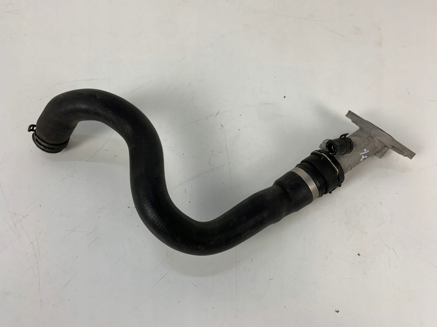 INSIGNIA B 1.6CDTI cijev prijenos vode 39087123