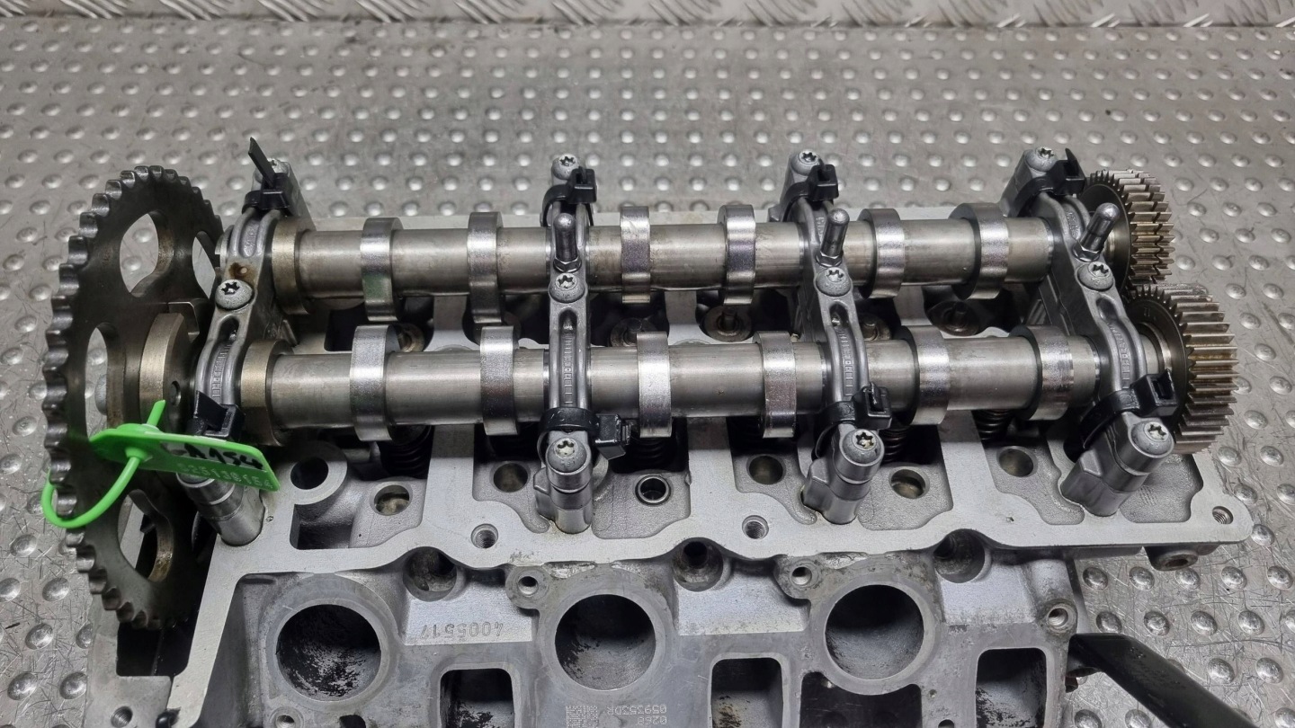 hlava MOTORU levá vačky 0593AF 059353DR AUDI A6 A7 A8 3.0 TDI CDU CLA