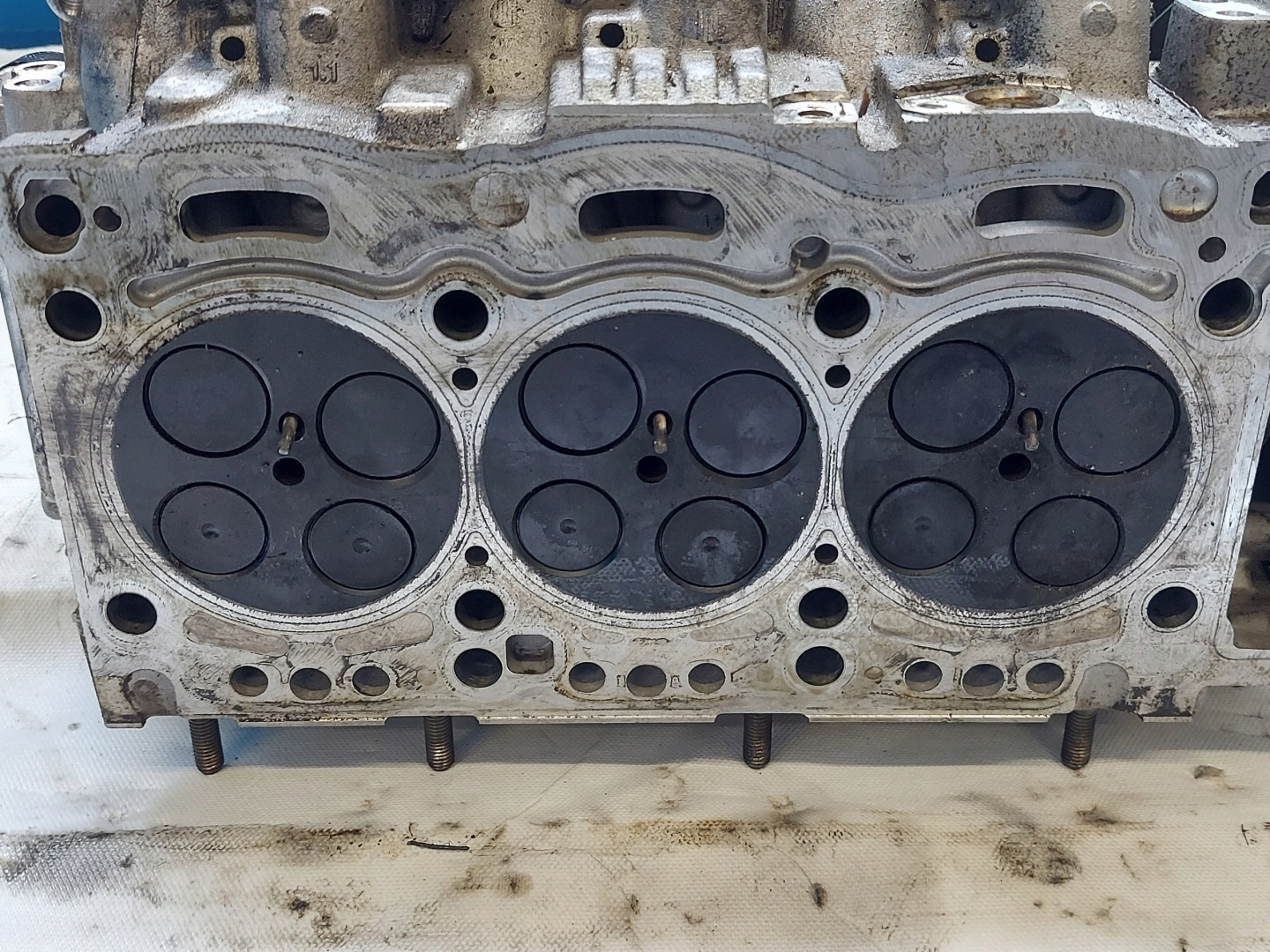 head. A6 2012 R CLA 3.0 TDI 059109130AG