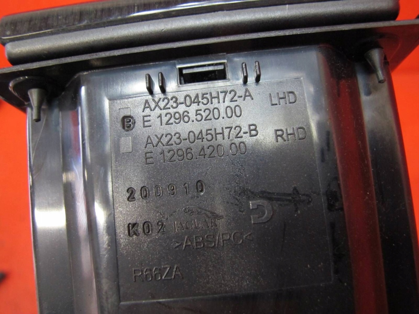 JAGUAR XF XFR X250 passenger compartment ashtray AX23-045H72-A