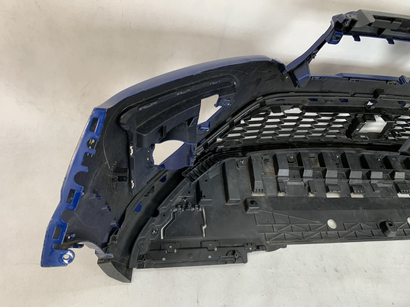 front bumper Dacia Sandero 3 III Stepway 20r PDC 620225509R 08.26