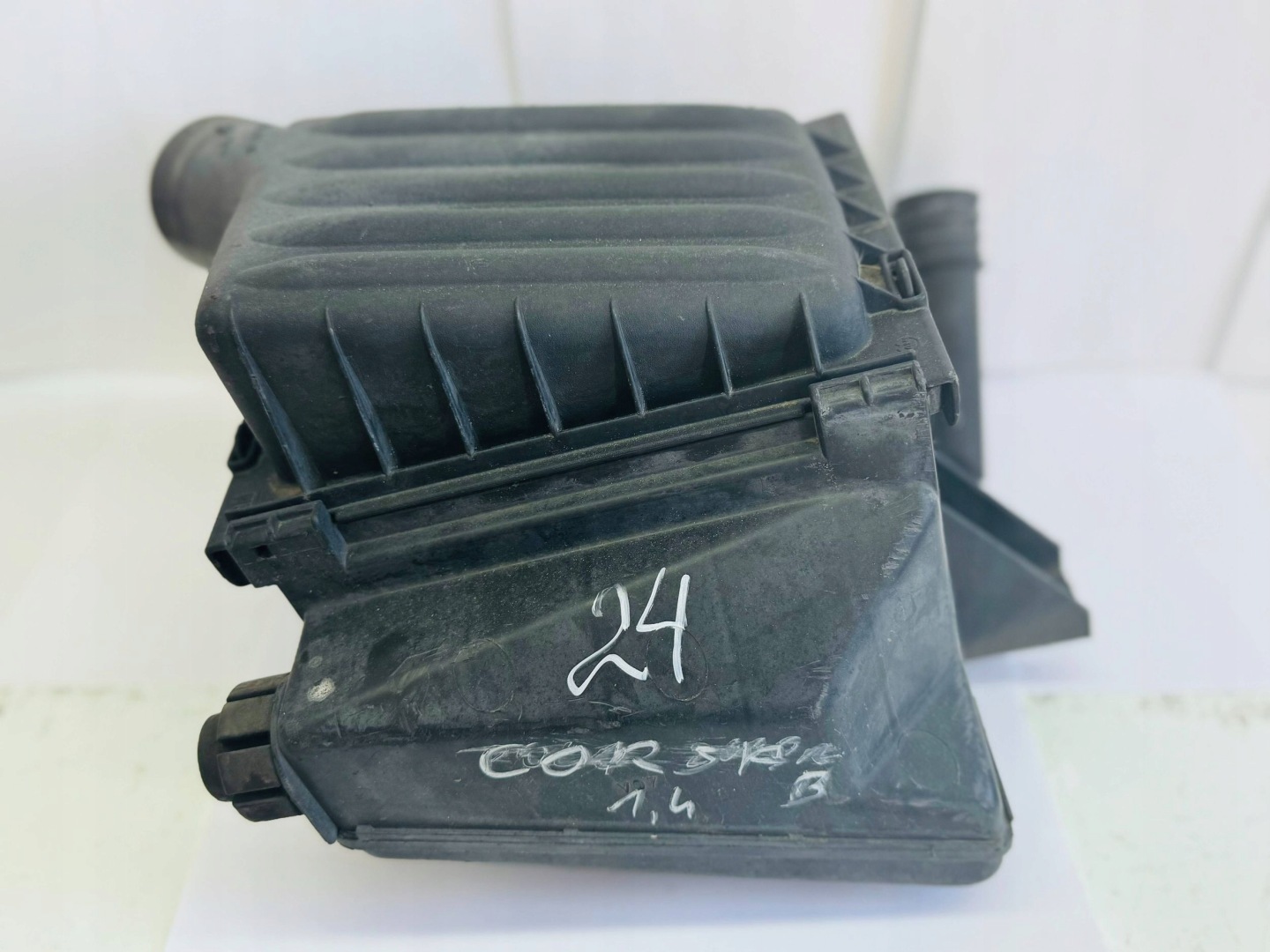 Gehäuse filter luft OPEL CORSA B 1.2 90528176