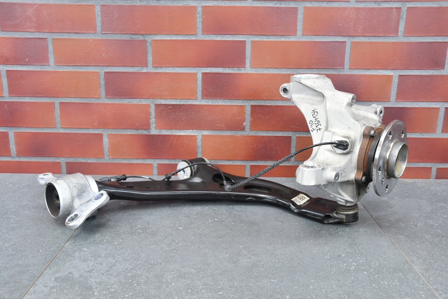 swing right front shock absorber right front BMW 1 F40 M135iX 5750km