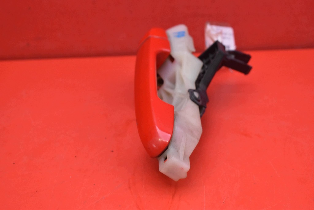 handle right front front NGA HYUNDAI GENESIS 1 and LIFT 11-14
