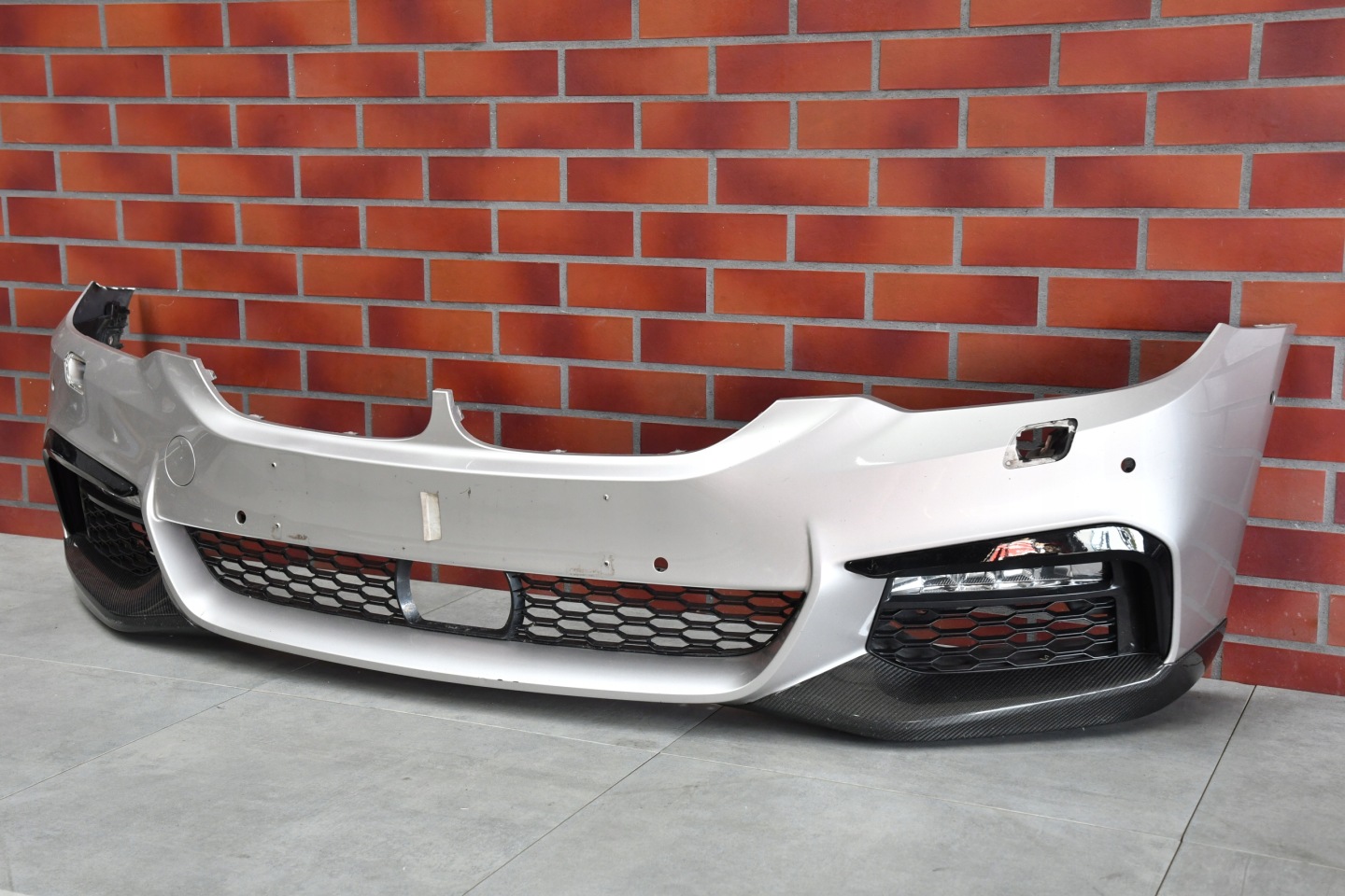 bumper front front BMW 5 G30 G31 m-packet PERFORMANCE KARBON original