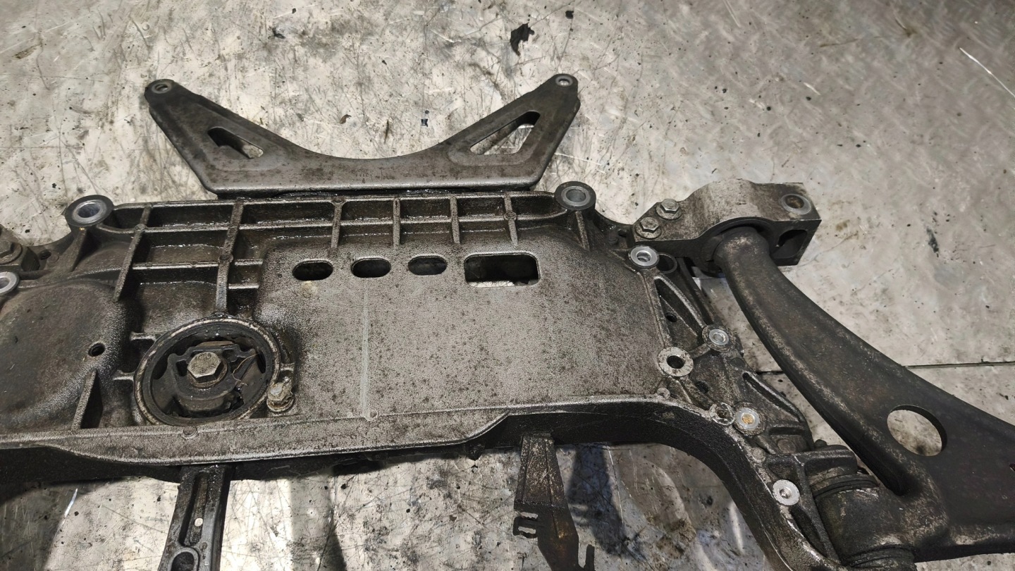 naprava přední náprava AUDI TT 2.0 TFSI 3C0199369H