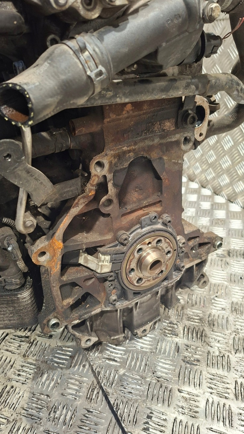 engine unprotected pillar VW PASSAT B6 2.0TDI BMP