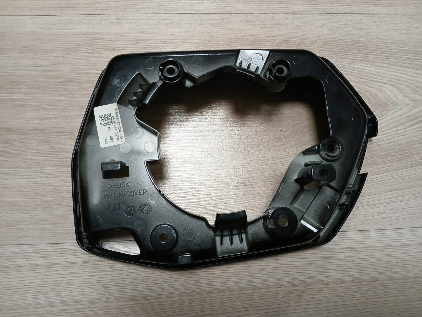 KIA EV9 cover frame of left mirrors OE
