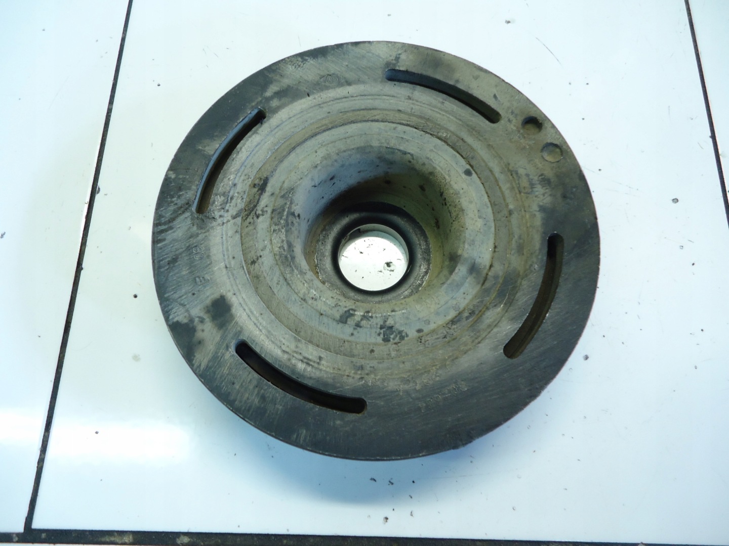 RENAULT MASTER 2.5 DCI G9U pulley