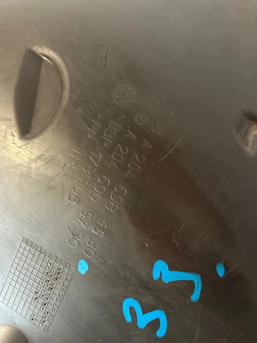 complete mudguard left front Mercedes W204 Lift C-Klasa