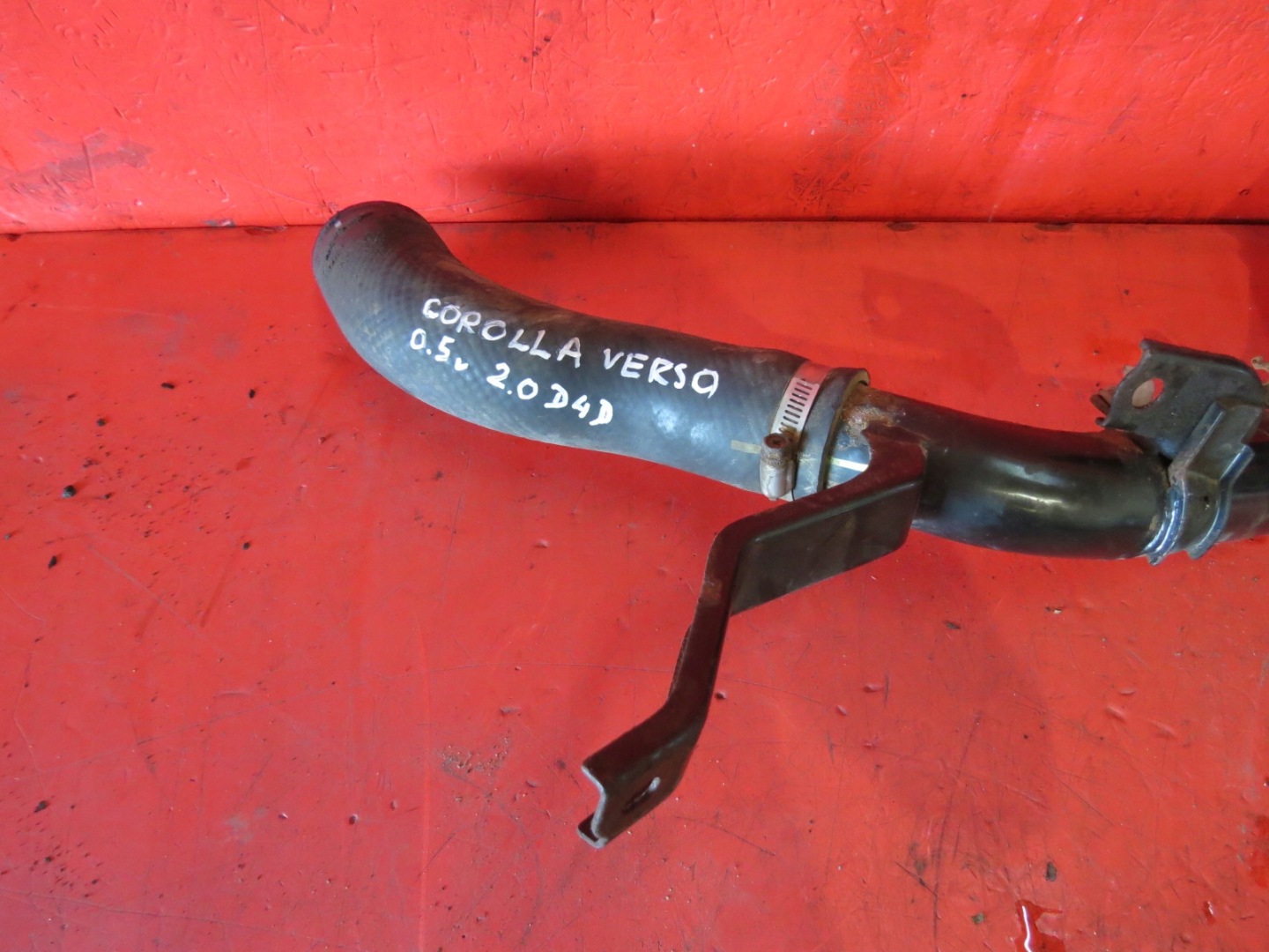 COROLLA VERSO 2 II 2.0 D4D SCHLAUCH INTERCOOLER