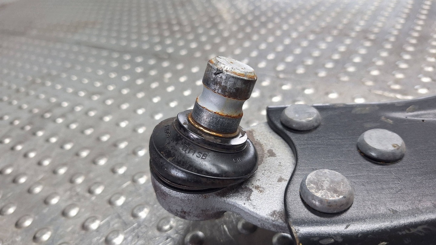 arm right front JX61-3A423-AEB FORD FOCUS MK4