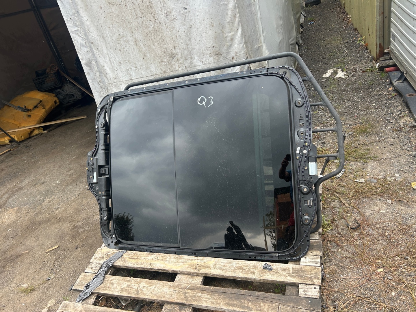 AUDI Q3 8U Toit ouvrant PANORAMA