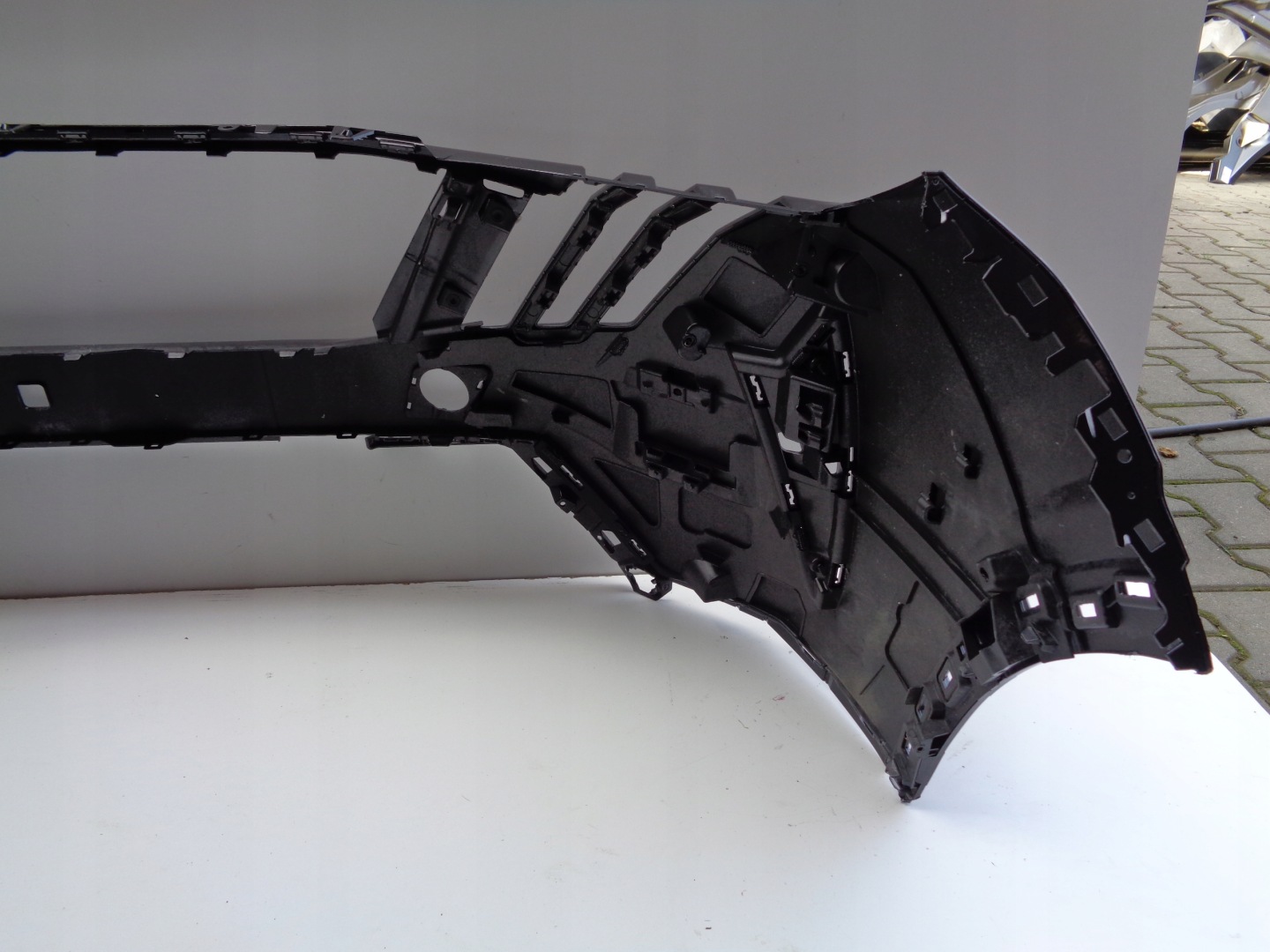front bumper PEUGEOT 3008 III 23- NR 46771