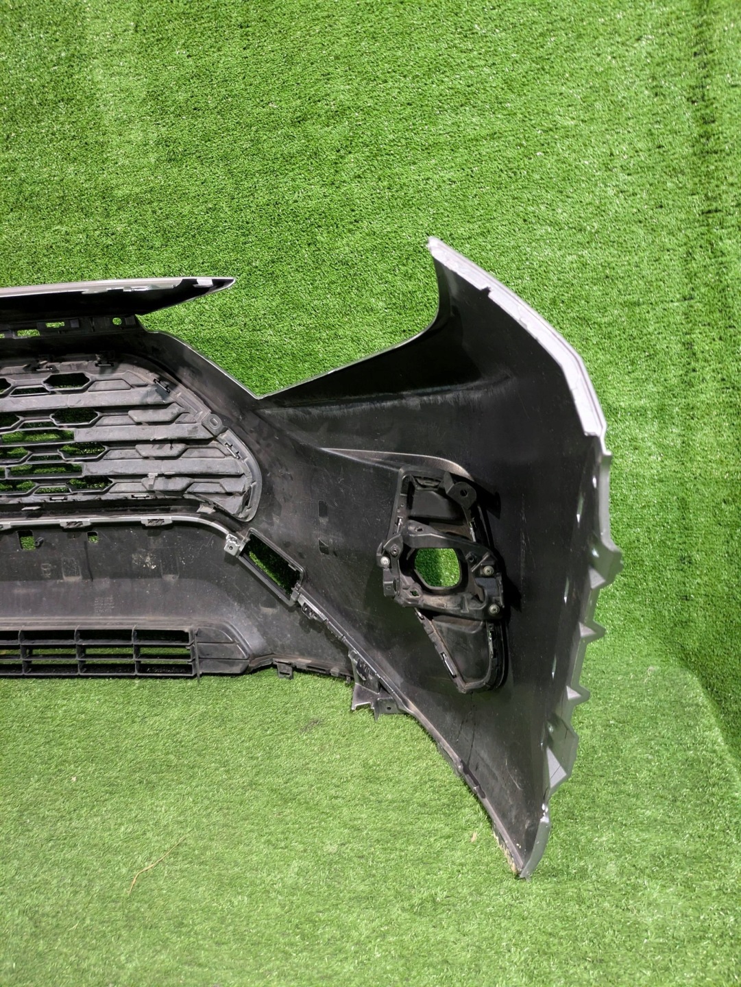 front bumper front TOYOTA RAV4 V without pdc 18- NR.8330