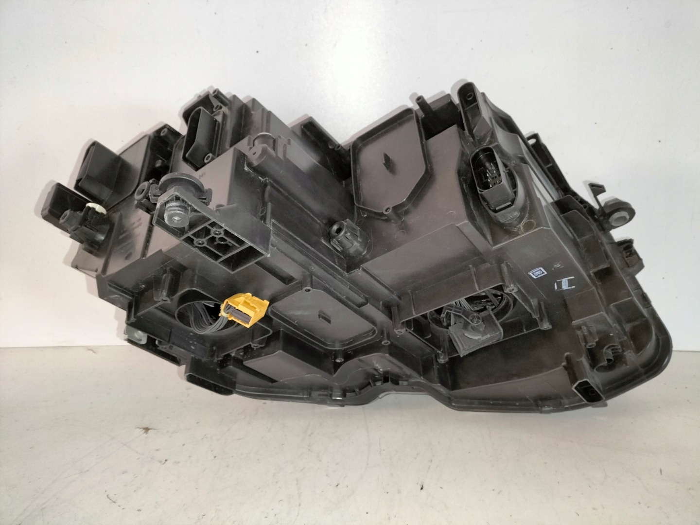 light front reflektor left VW TIGUAN II 16- FULL LED
