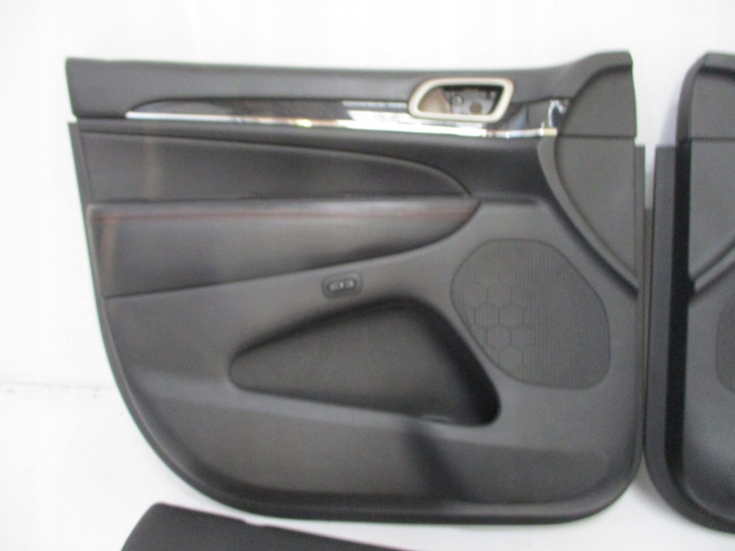 upholstery side door JEEP GRAND CHEROKEE 16R