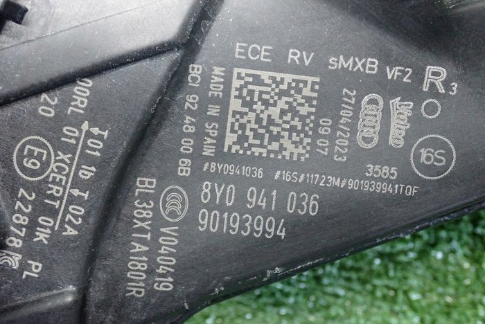 AUDI A3 8Y FULL LED 20- reflektor right light right 8Y0941036