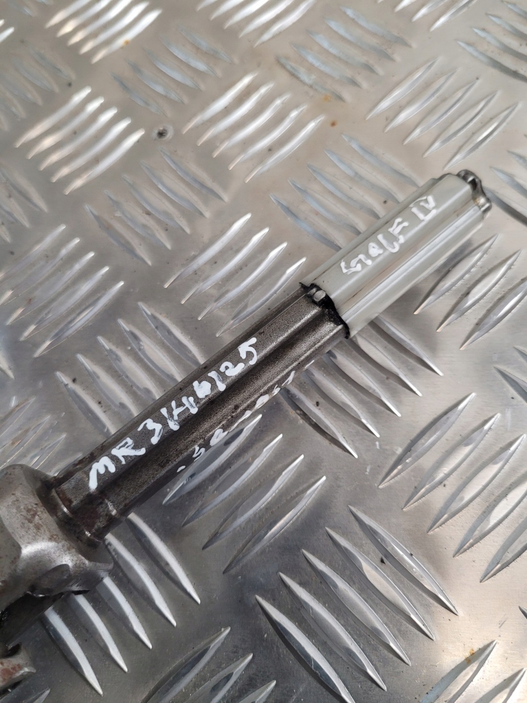 Croix Embrayage Colonne de direction Volant VOLKSWAGEN GOLF IV