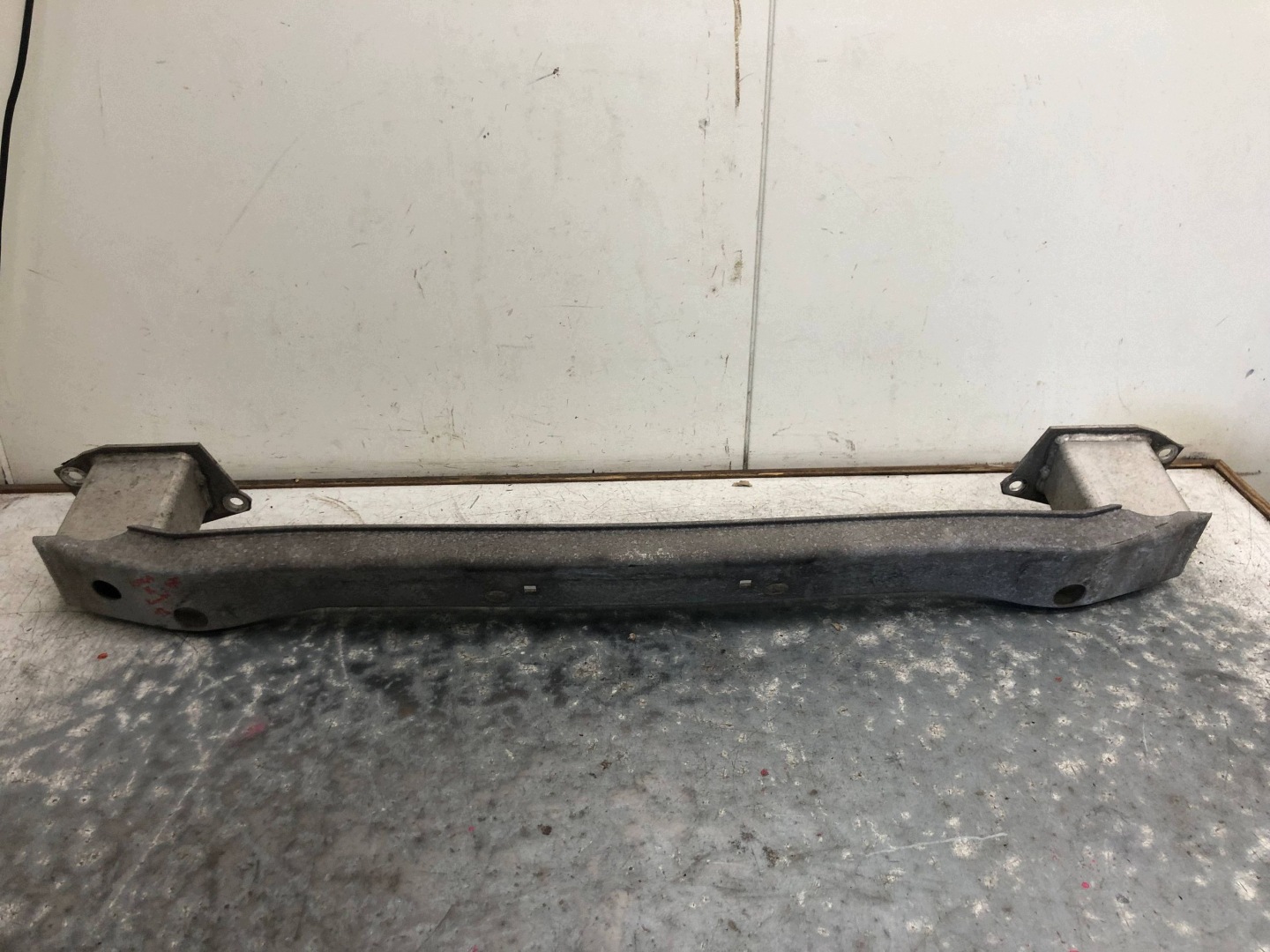 bumper support rear part OPEL ASTRA K KOMBI