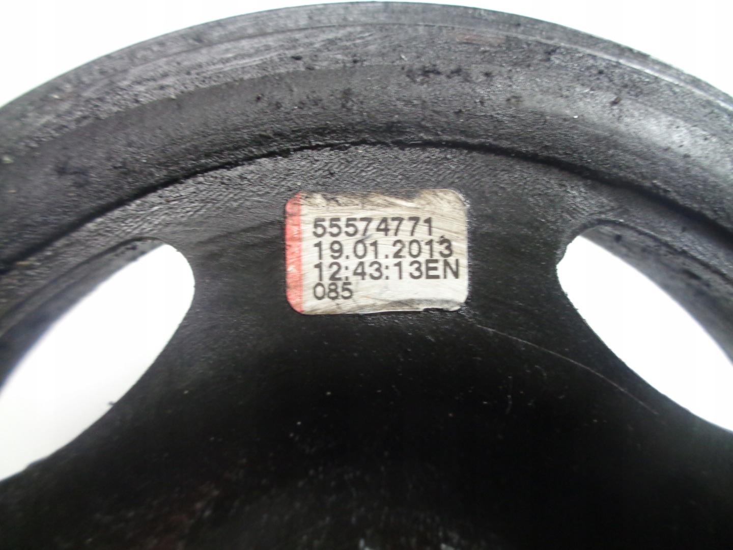 OPEL CORSA D 1.0 pulley 55574771